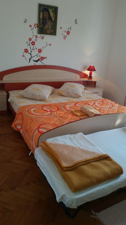 Apartment Valeria Lopar Buitenkant foto